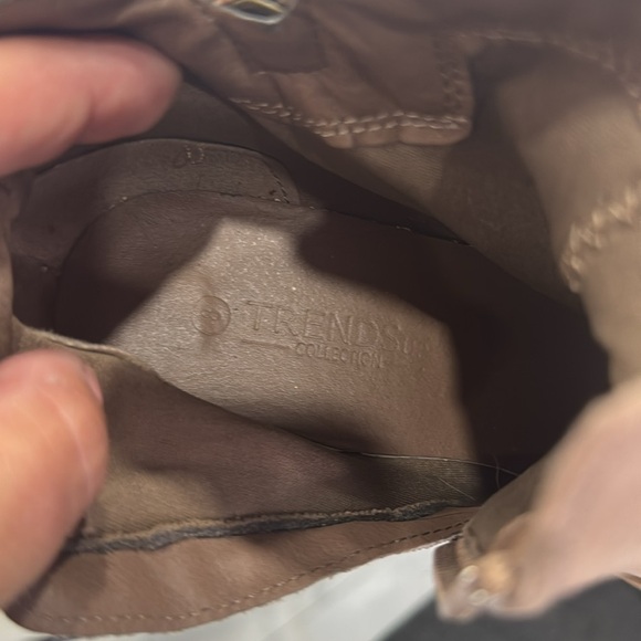 Trends Up Collection Tan Suede Ankle Boots.  Sz 8 - Picture 3 of 13